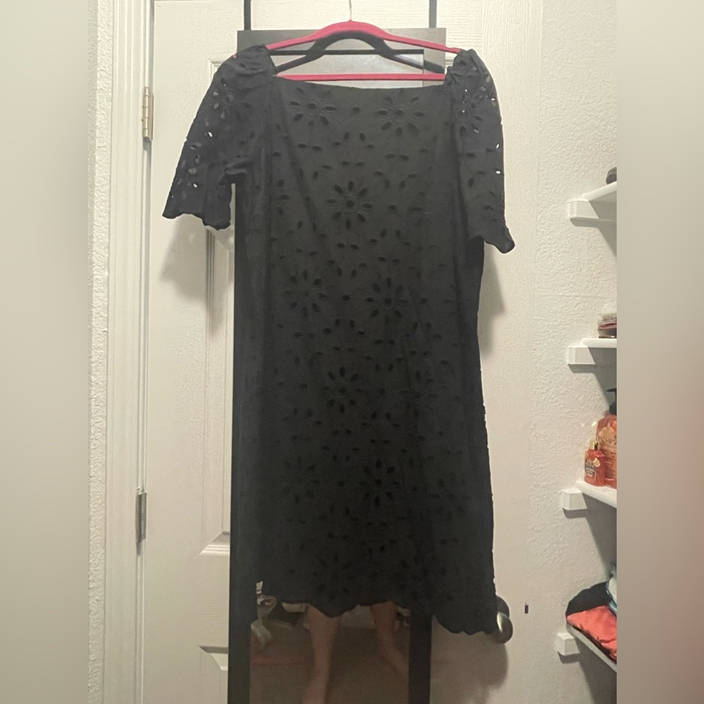 🖤 NWT Black eyelet lace dress